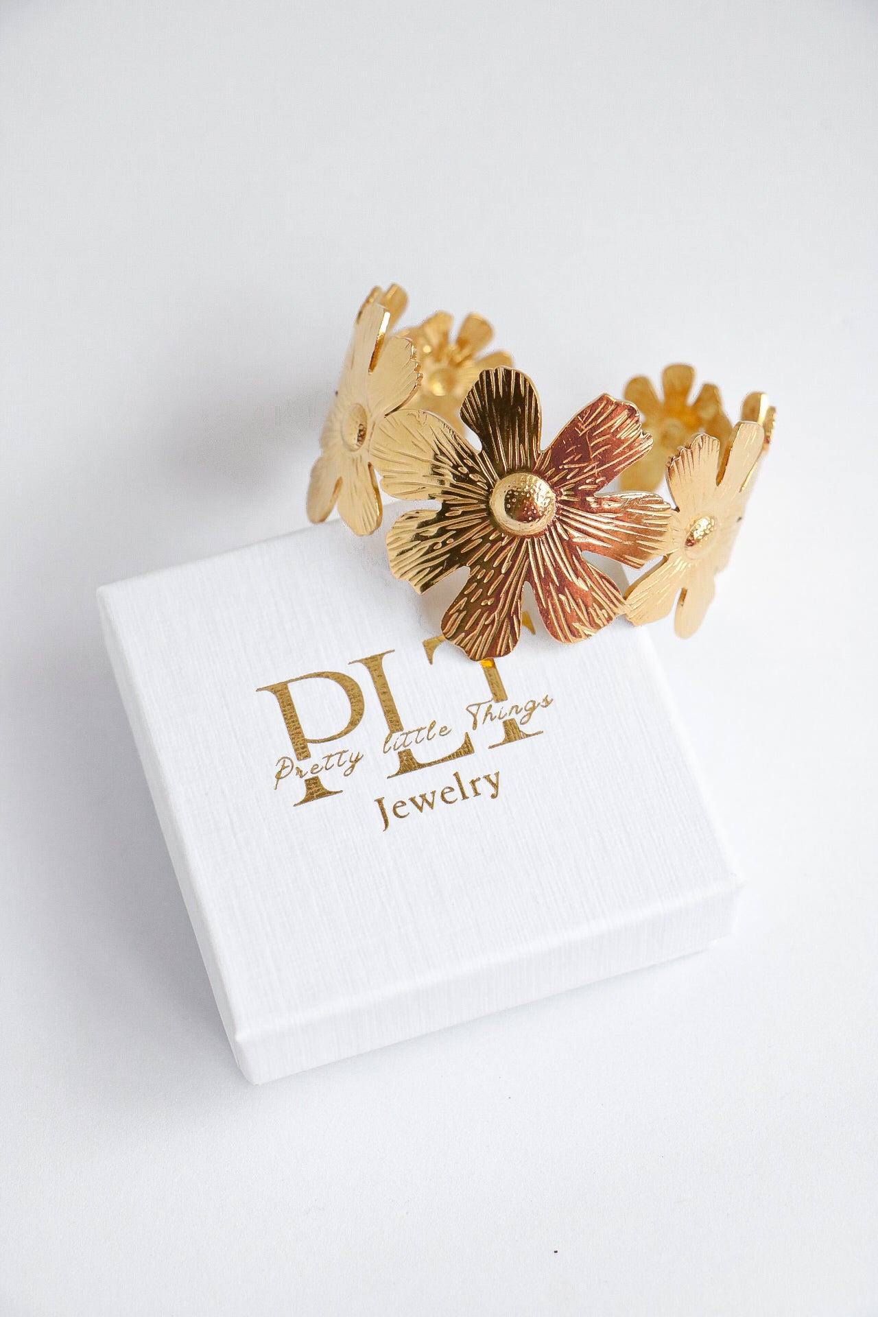 PULSEIRA LIA