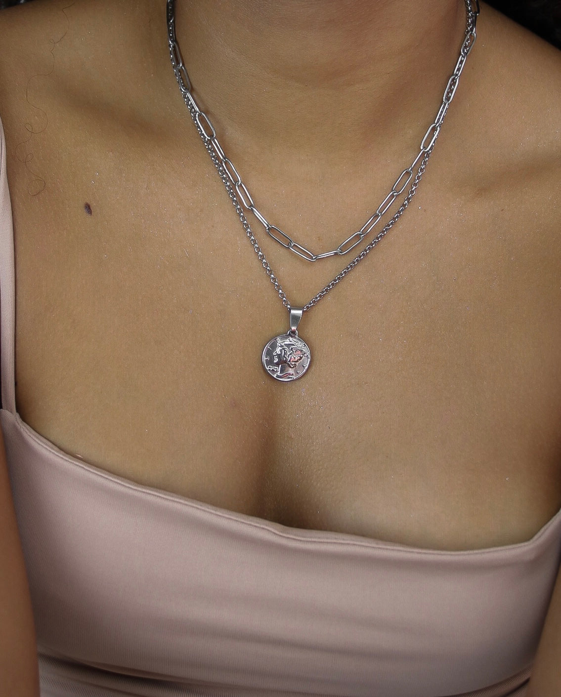 VICTORIA NECKLACE