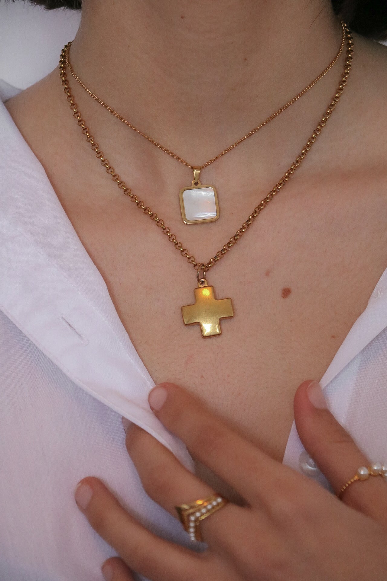 MAGGIE NECKLACE