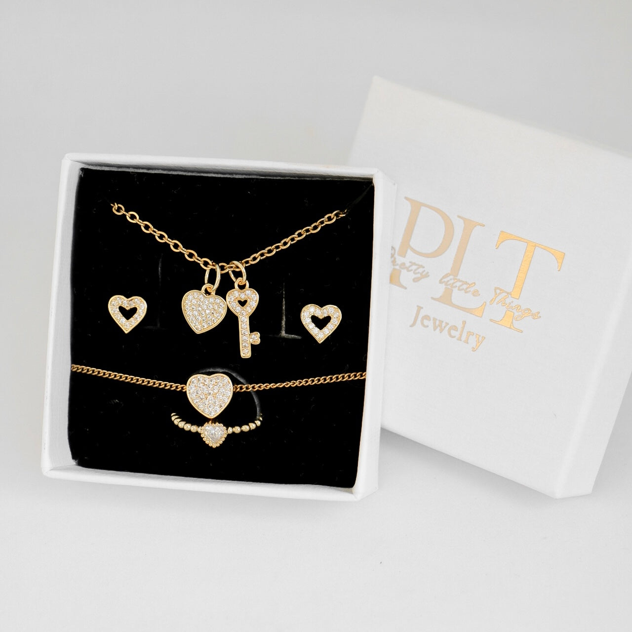 COFFRET TAKEN