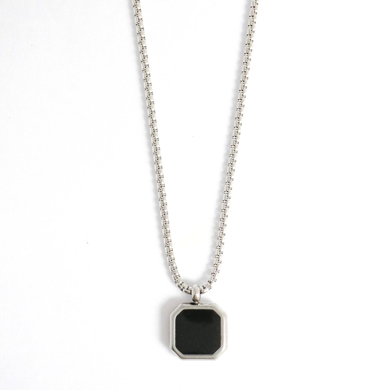 COLAR BLACK