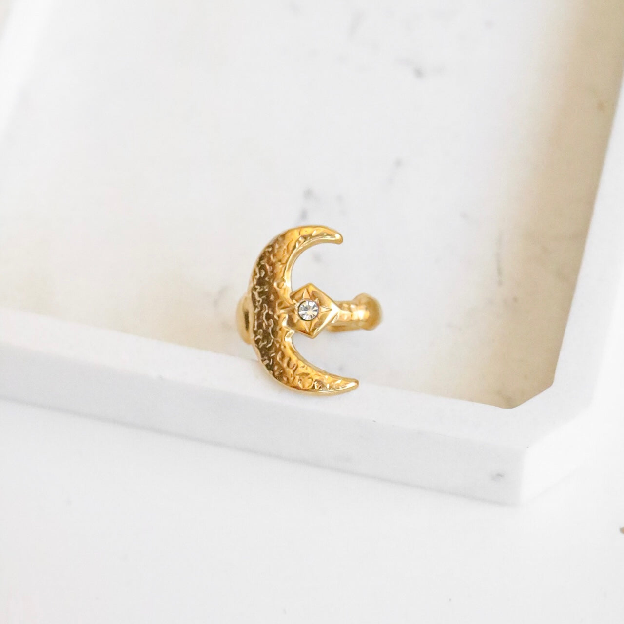 ANEL MOON